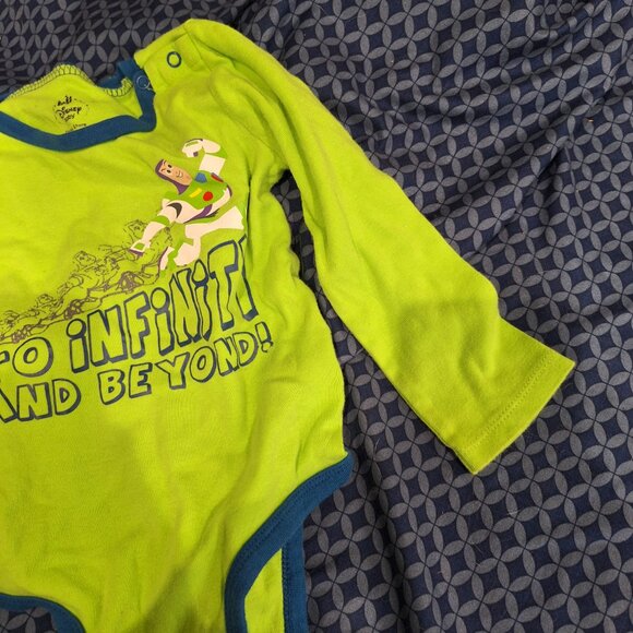 To Infinity and Beyond onesie - Picture 3 of 10